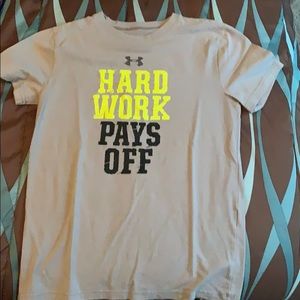 Youth boys Under Armour t-shirt